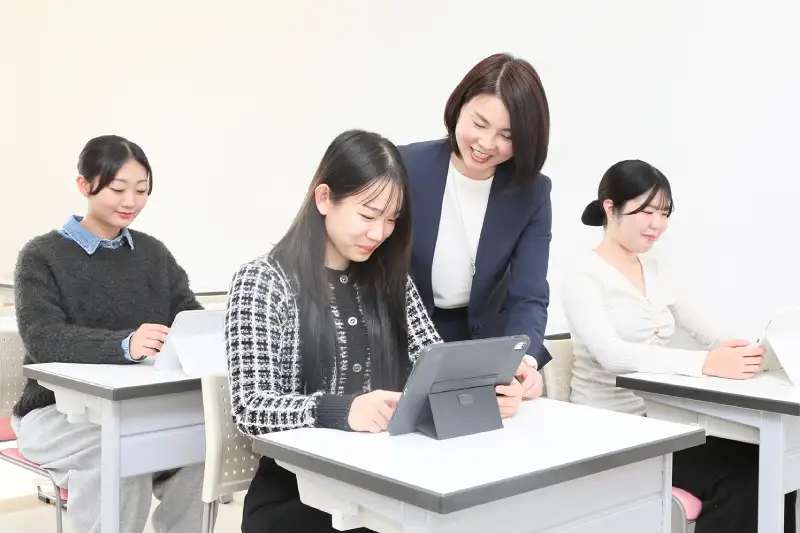 全国平均を上回る高い合格率！国家試験・検定合格サポート