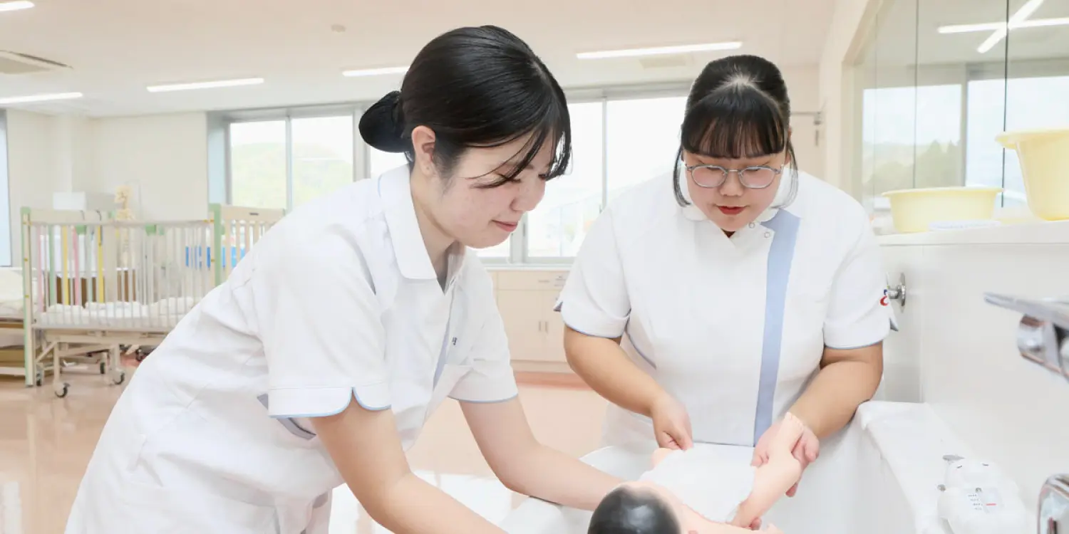 看護師資格取得No.1の大阪滋慶学園